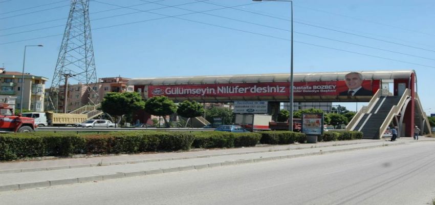 Carrefour Önü Karaman Yaya Üst Geçidi